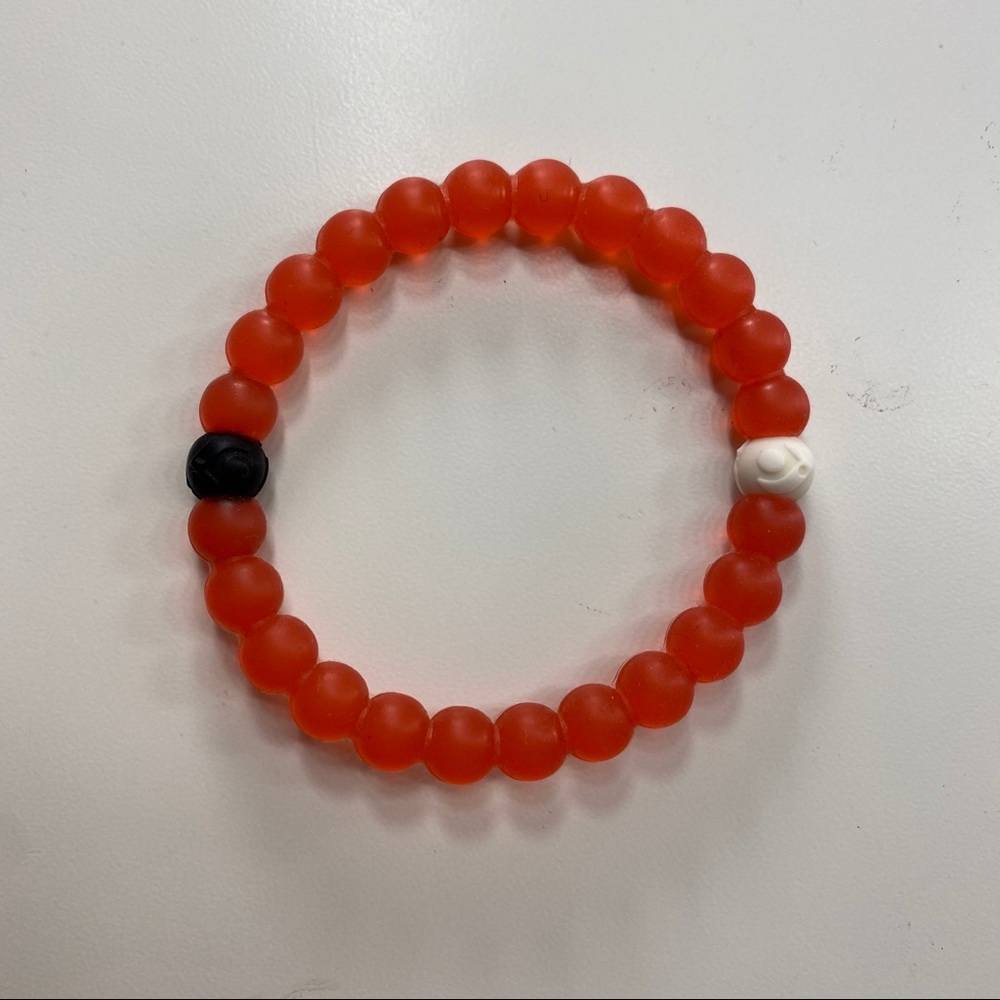 red lokai bracelet